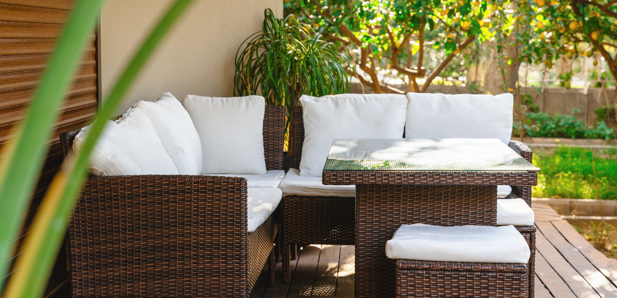 Reformas El Búlgaro: tu patio a modo lounge
