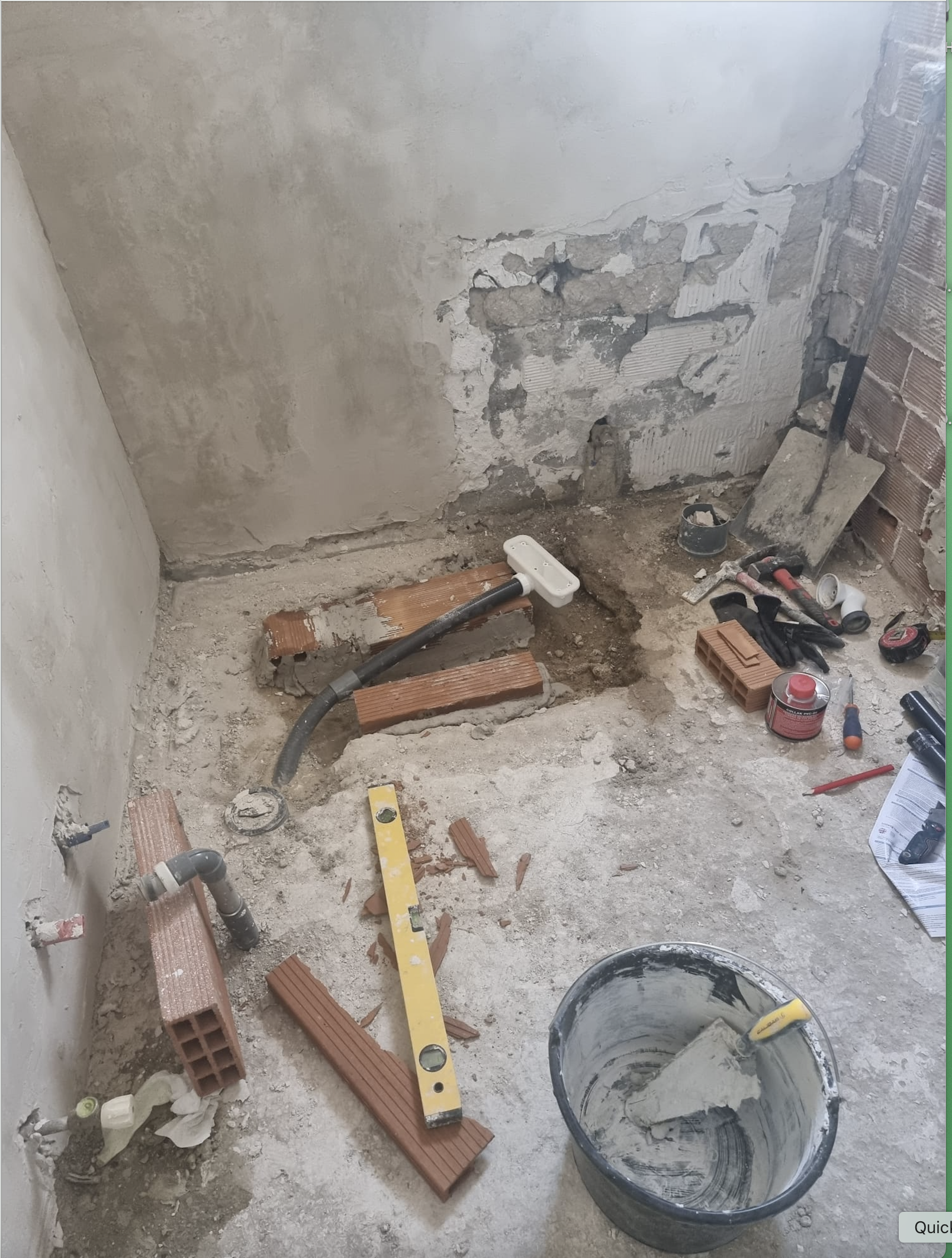 Demolición de baño y preparacion de la obra de baño en Las Rozas de Madrid